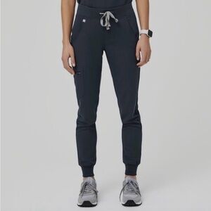 Figs Dark Harbor Set